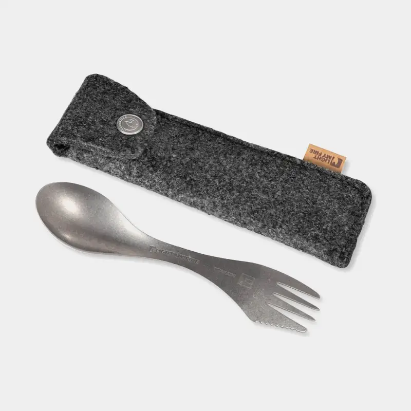 Dernier Modèle Spork en titane Light My Fire Spork Kit Titanium, 17 cm + étui