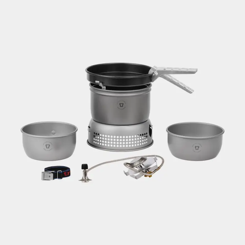 Livraison Express Réchaud à gaz / réchaud de camping portable Trangia 27 Small, 2100 W + 2 casseroles & pare-vent en aluminium HA / aluminium dur anodisé + 1 poêle NS / téflon antiadhésif + pince + sangle